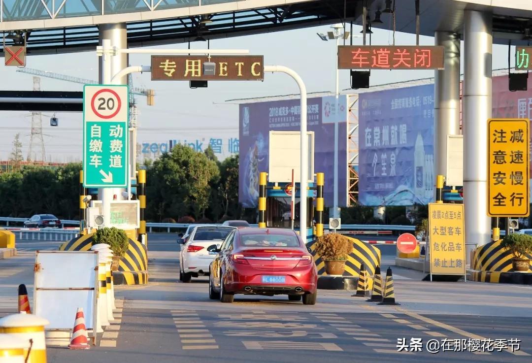 多地现场直击春运大幕今日开启,春运即将到来愿回家之路更顺畅