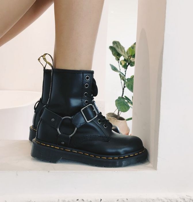 如何挑选一款好的马丁靴,如何挑选适合自己的马丁靴