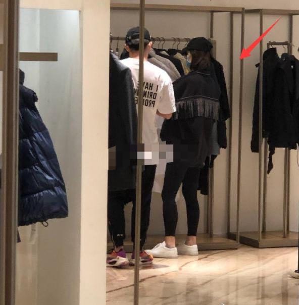 苗苗和郑恺拍跑男哪集,苗苗和郑恺录跑男