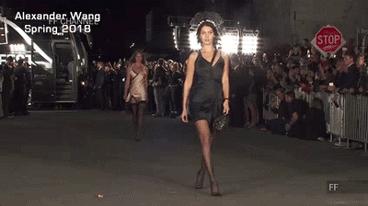 bella如今生活,bella近照超模