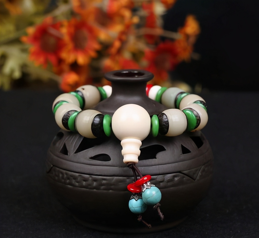 文玩手串尺寸选择,文玩手串多少尺寸合适