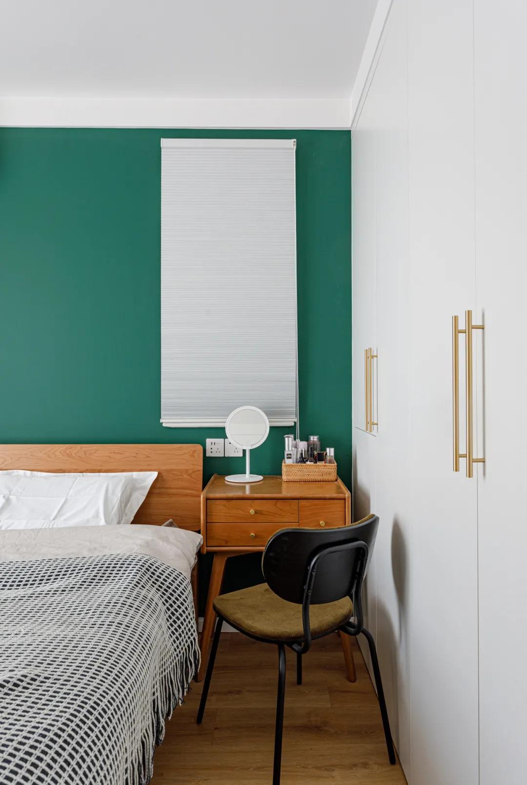 夫妻花13万装修两居室,北京小夫妻67平米两房