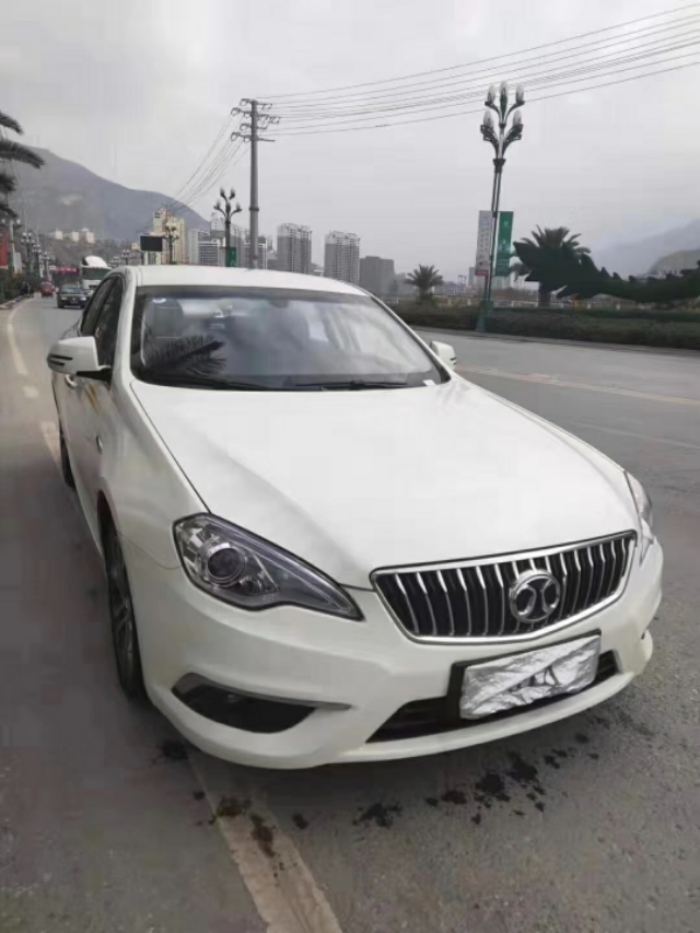 绅宝d70和奔驰e对比,老款绅宝d70