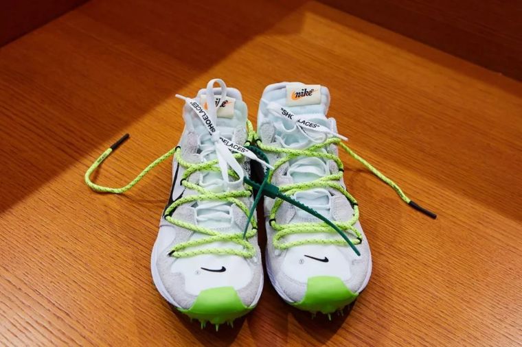 专柜随便买鞋,实体店买鞋探店