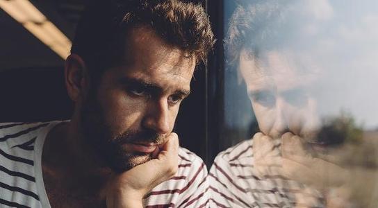 男人要是一直单身其实活得更精神,男人如果一直颓废会怎么样