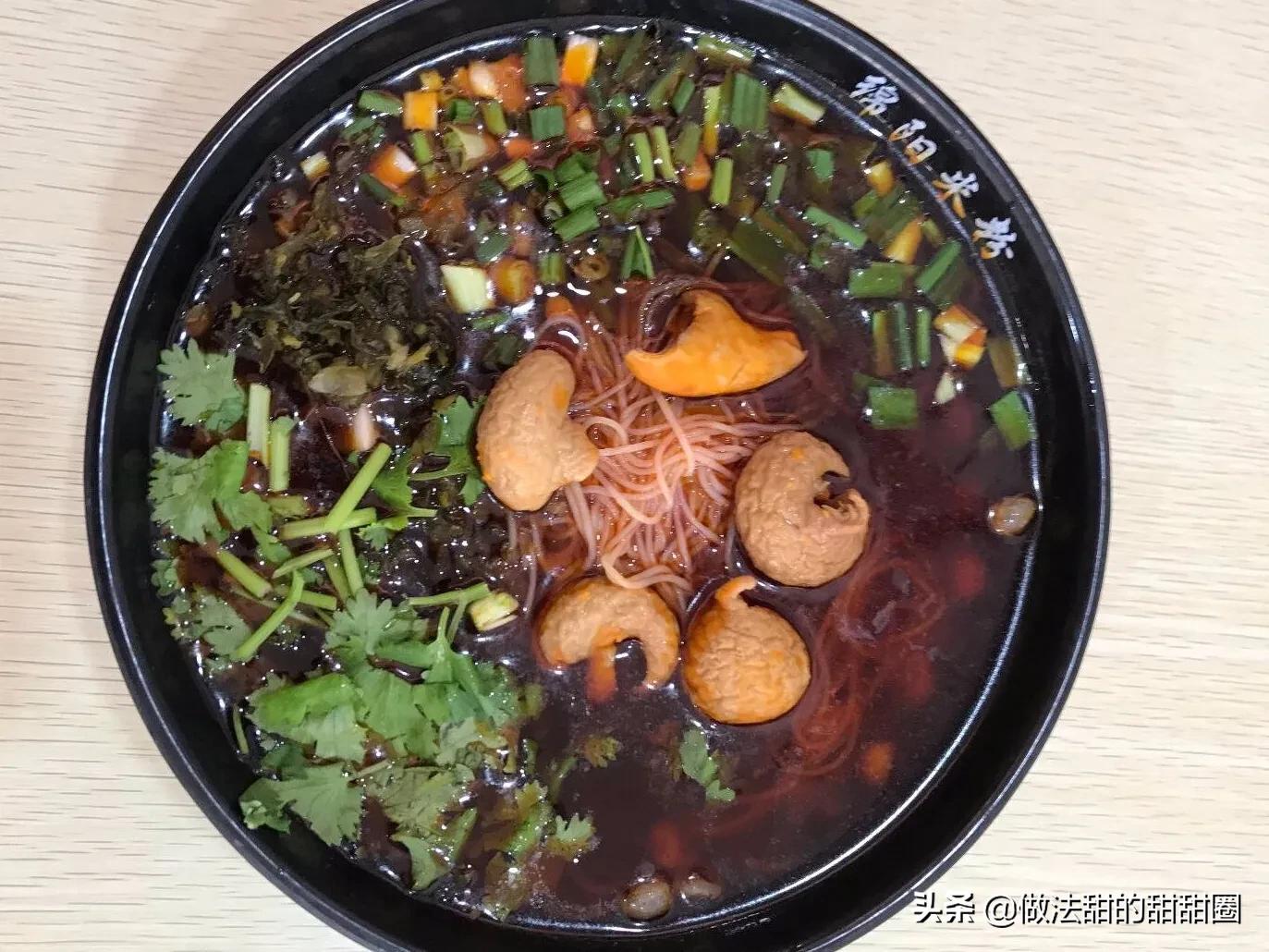 一碗米粉承载一城风味,一碗普通的米粉凝聚了思乡的愁绪