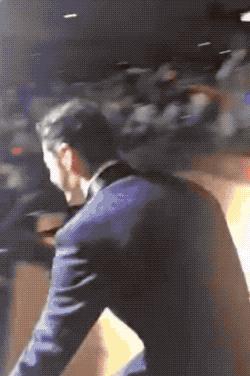 杨颖黄晓明最开始照片,杨颖靠黄晓明火的前后