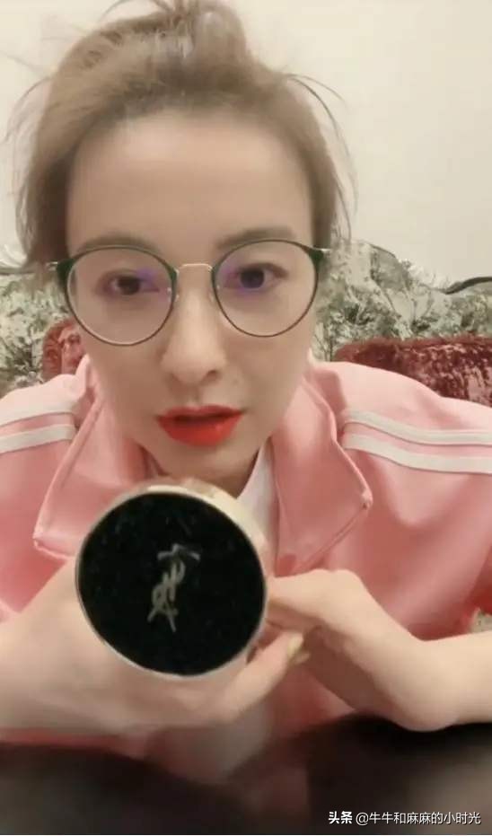 除了杨幂还有谁的穿搭好看,除了杨幂还有谁和赵丽颖长的很像