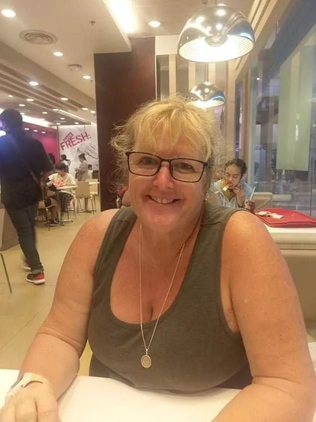 免税店小票可以撕掉吗,免税店买了包小票要扔吗