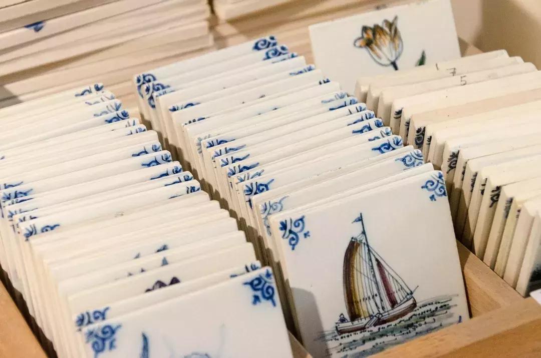 瓷砖怎样形成的,一分钟让你知道瓷砖是怎样制成的