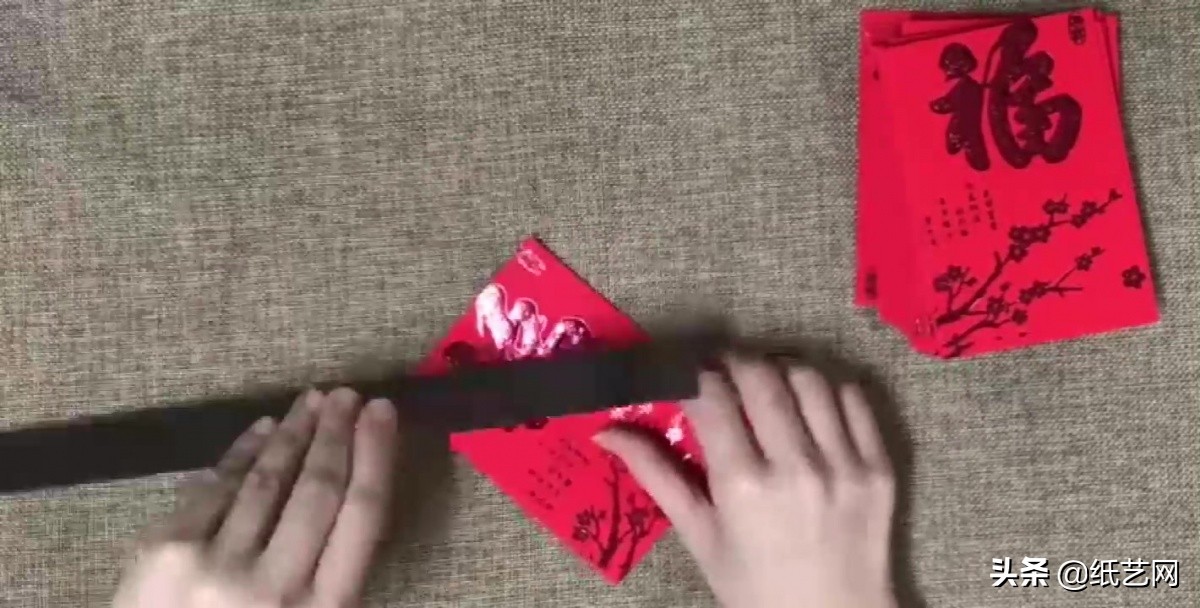 新年灯笼怎么做又简单又好玩,用红包做元宵节灯笼教程