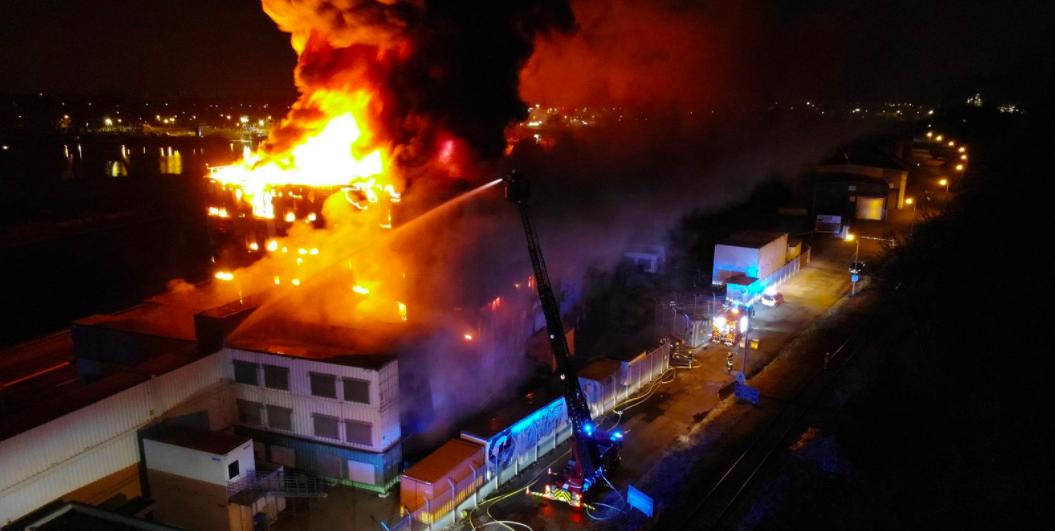 数据中心失火原因,rust新版游戏崩溃了