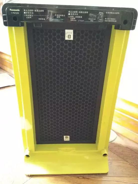 松下空气净化器纳米水离子,松下空气净化器集尘过滤网清洗