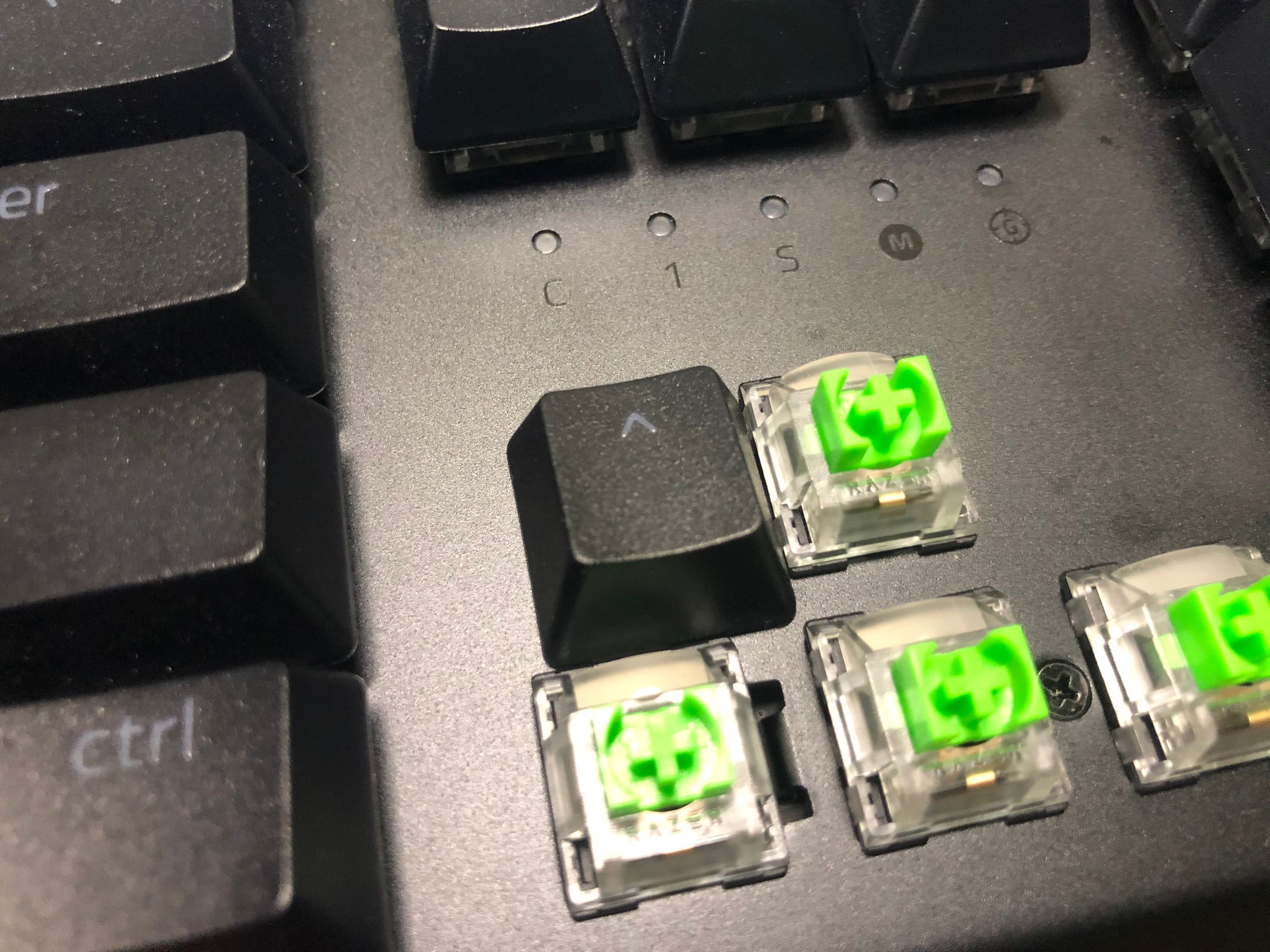 雷蛇黑寡妇v3键盘如何调节灵敏度,雷蛇黑寡妇游戏键盘测评