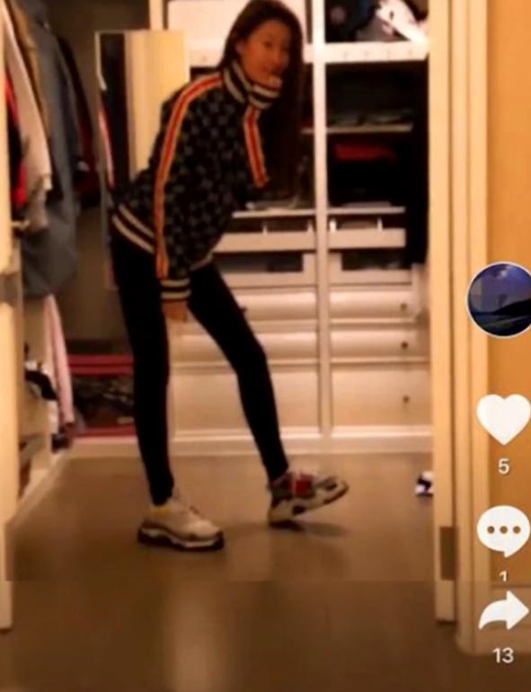 王宝强女友冯清分手了吗,王宝强女友冯清离过婚吗