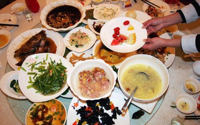 降尿酸吃保健品管用吗,如何减少和加速尿酸的排泄