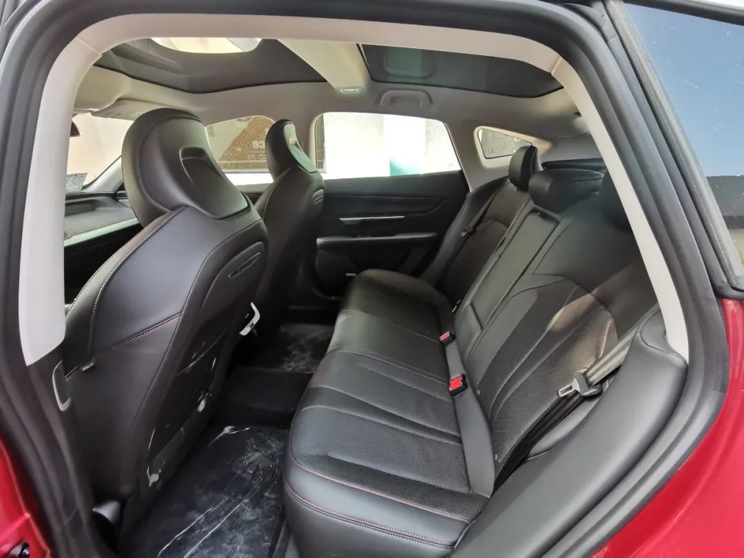 试驾小鹏p7什么感受,试驾小鹏P7纯电