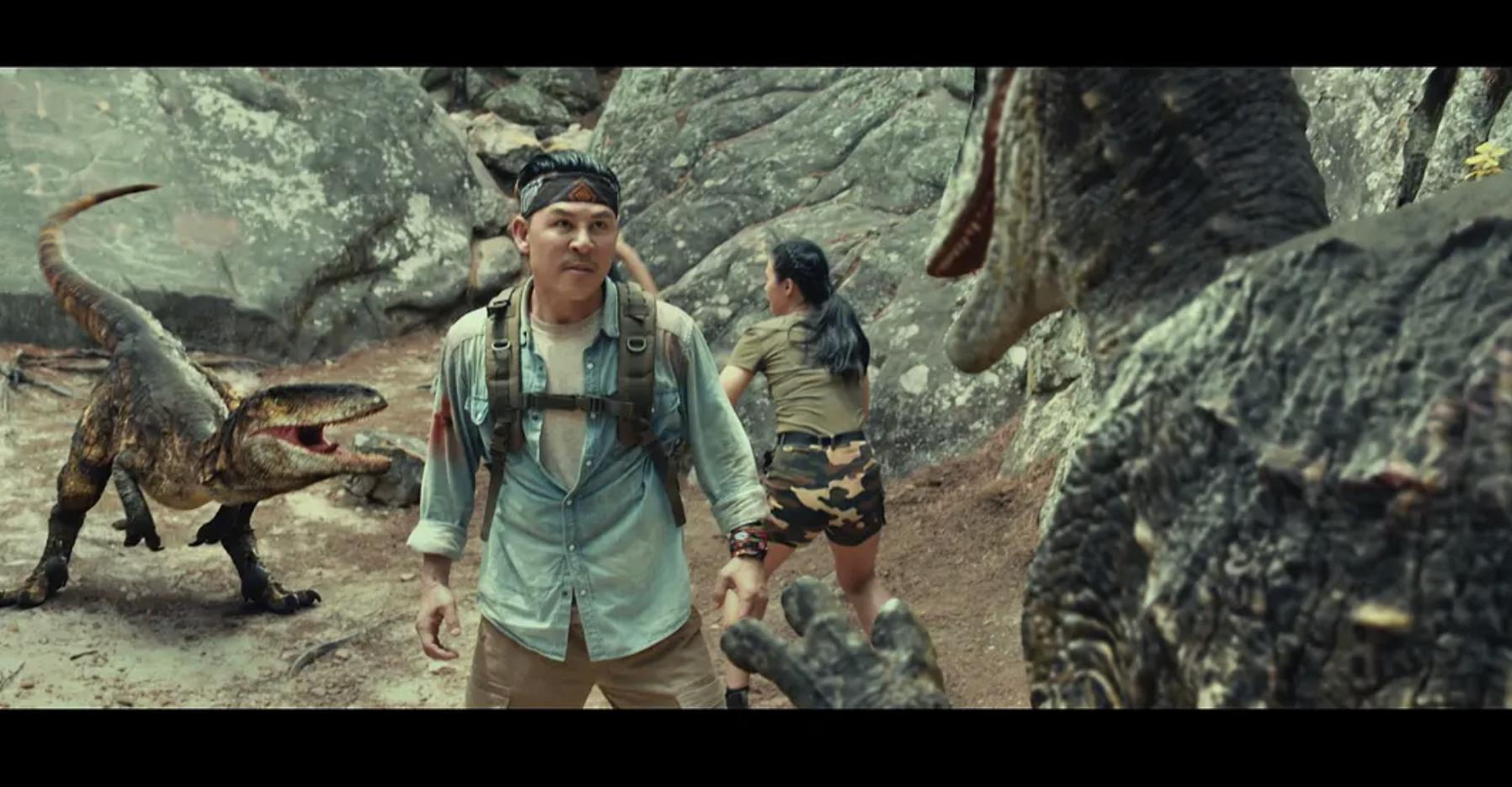 辣眼睛，辣脑子，还辣什么自己说，恐龙被一刀捅死，笑死你不偿命