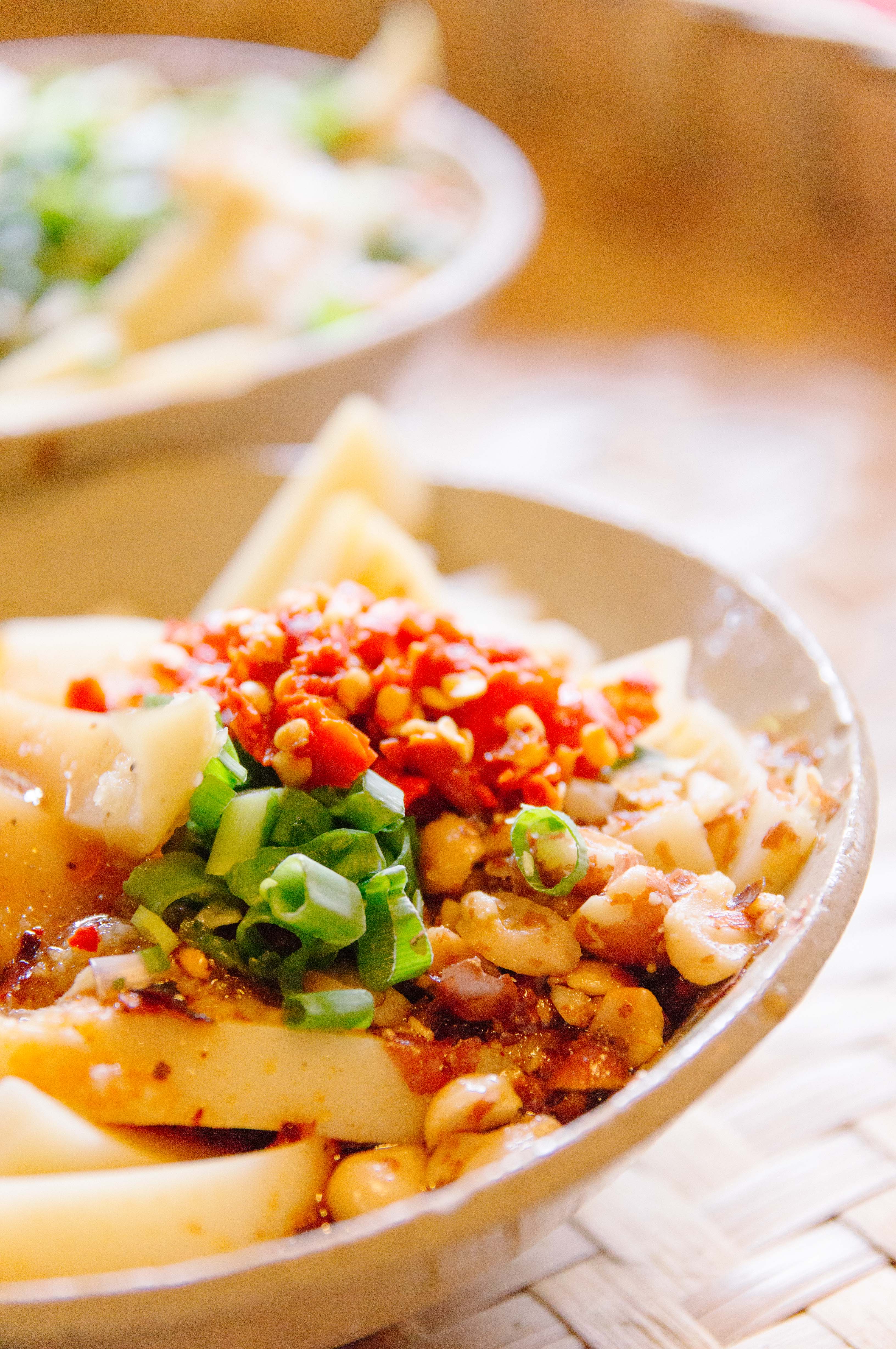 来成都必吃的十大小吃有哪些,外地人来成都必吃的十大小吃