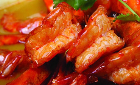 水煮大虾是冷水下锅还是热水,水煮大虾冷水下锅还是热水