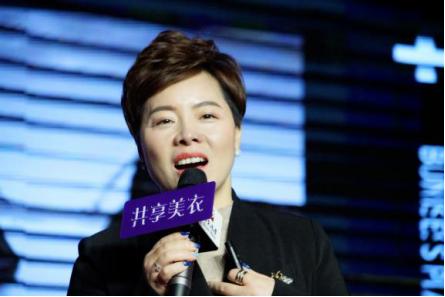 共享美衣:服装界“华为”登陆襄阳,云上衣橱走进万家