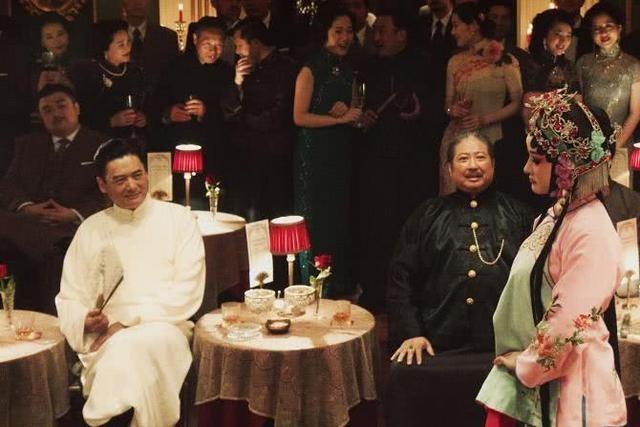 卢小嘉打黄金荣的军阀之子,卢小嘉暴打黄金荣毕军长怎么死的