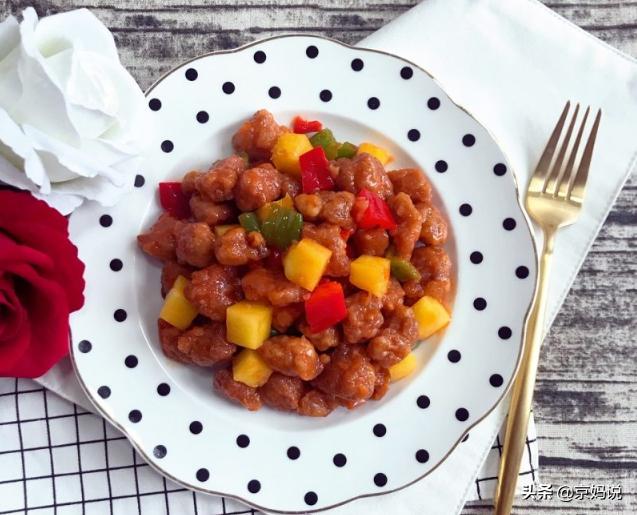 孕妇能吃菠萝需要煮吗,孕妇能否吃菠萝或者菠萝汁