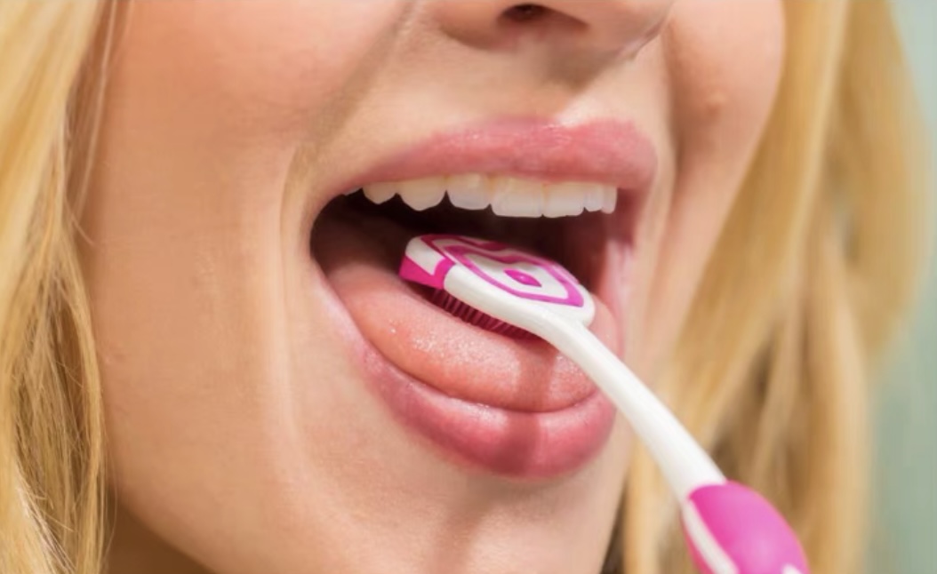 成人肠胃不好口臭除根的最好办法,成人口臭是怎么回事怎么治疗