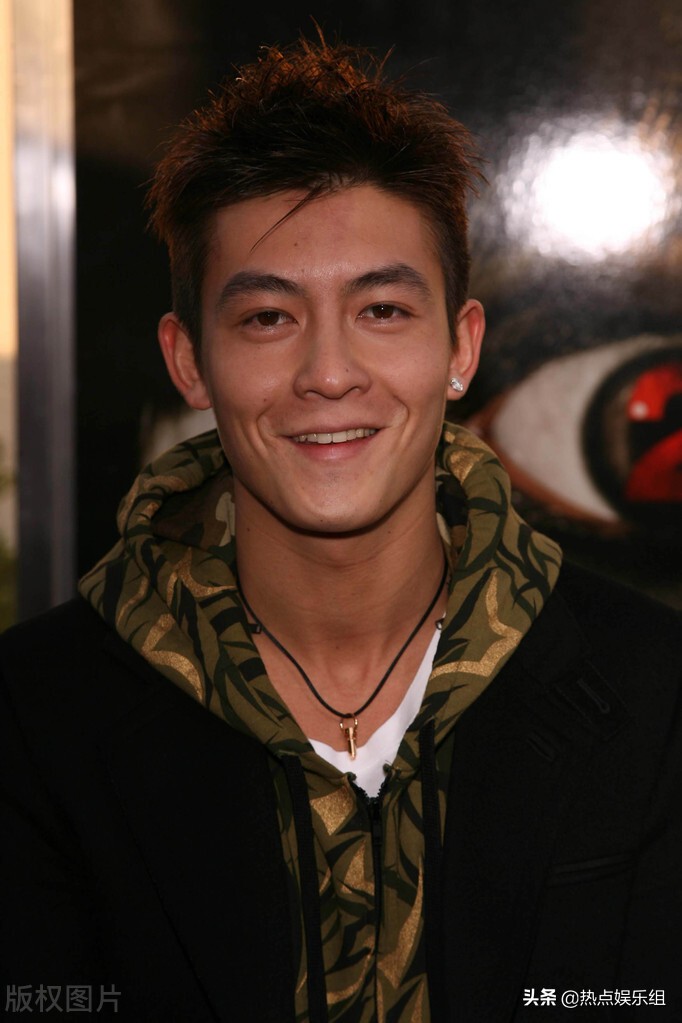 钟楚曦李易峰采访视频,如何看待钟楚曦性格