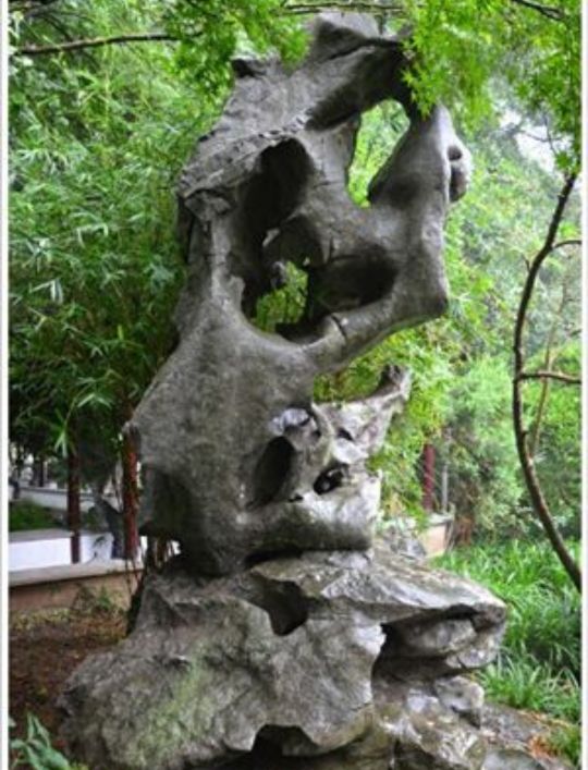 太湖石千古名石,太湖石干石