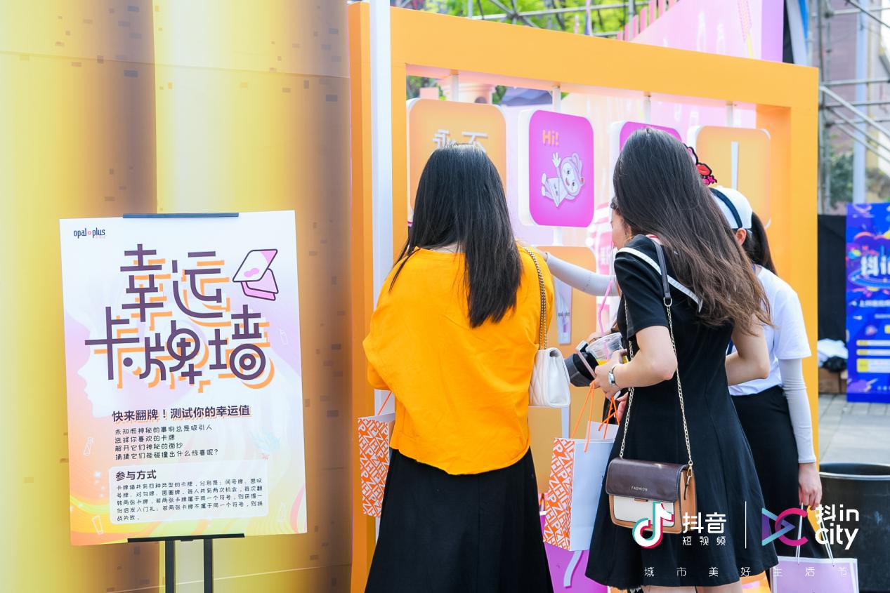 珂蓓丝正品官方旗舰店,珂蓓丝防脱洗发水直播间