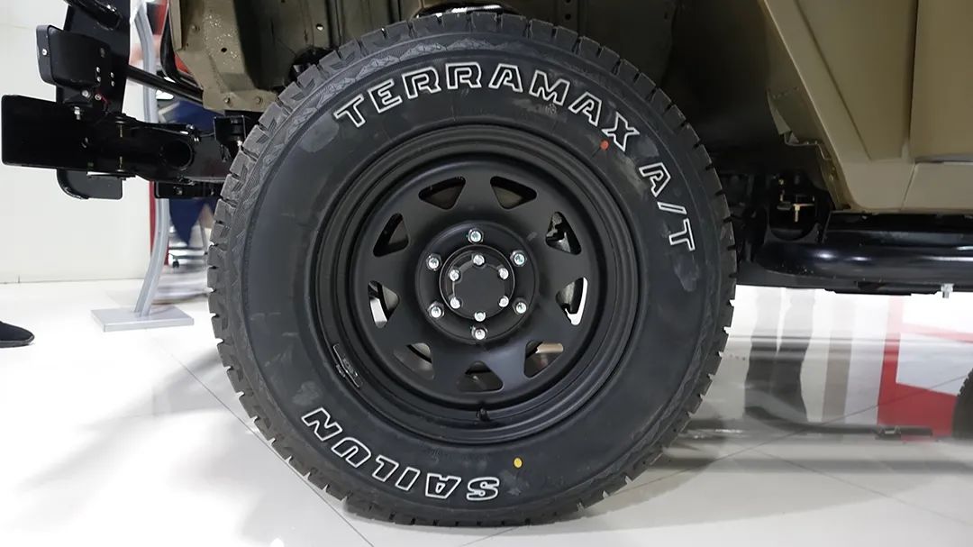 北汽212越野最新款,2022全新版北汽212纪念版