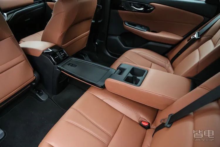 狭路相逢中的丰田,本田大战本田