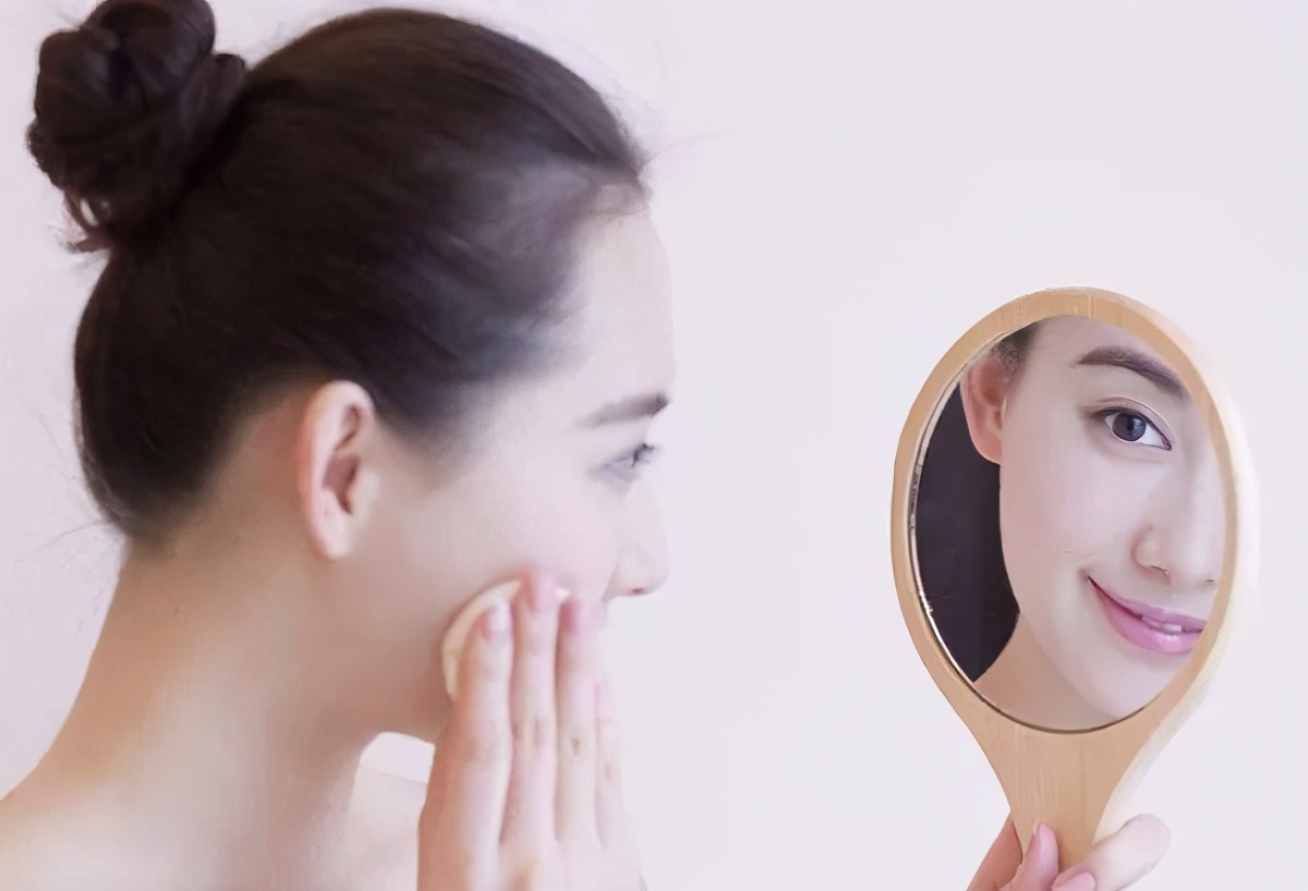 日系和韩系护肤品比较,日系护肤品推荐40岁