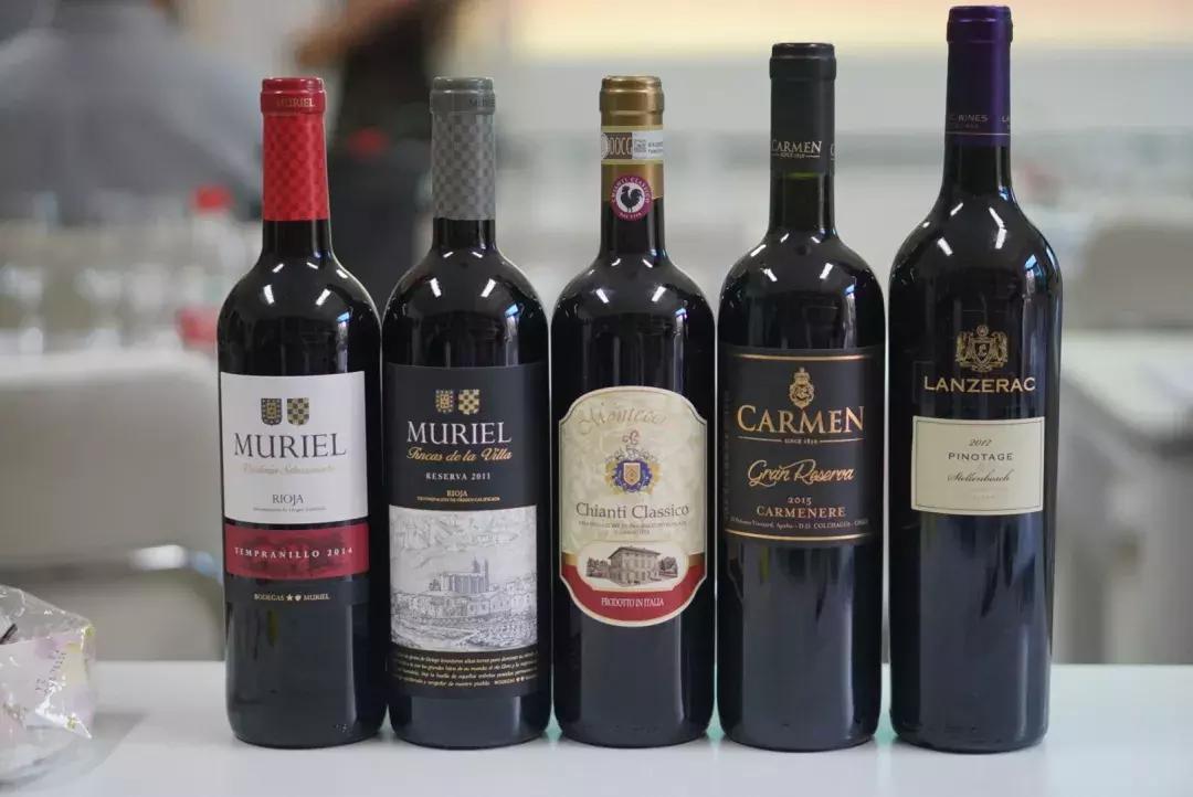 「西安」成为葡萄酒达人1月UAWSWSET第二级葡萄酒与烈酒认证课