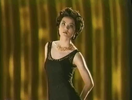 王菲广告大赏完整版,发几张王菲在90年代初做的广告