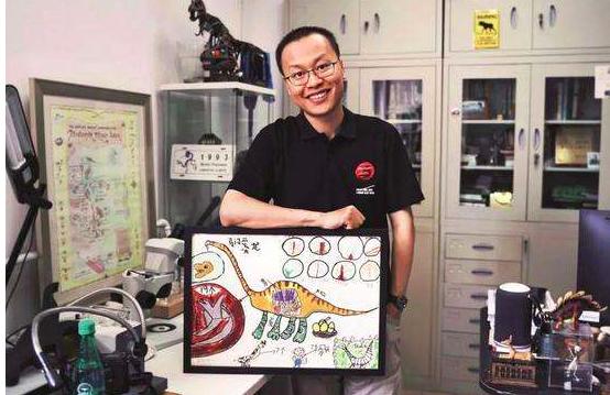 恐龙的特征和恐龙的外形特点,4-6厘米的六角恐龙长啥样