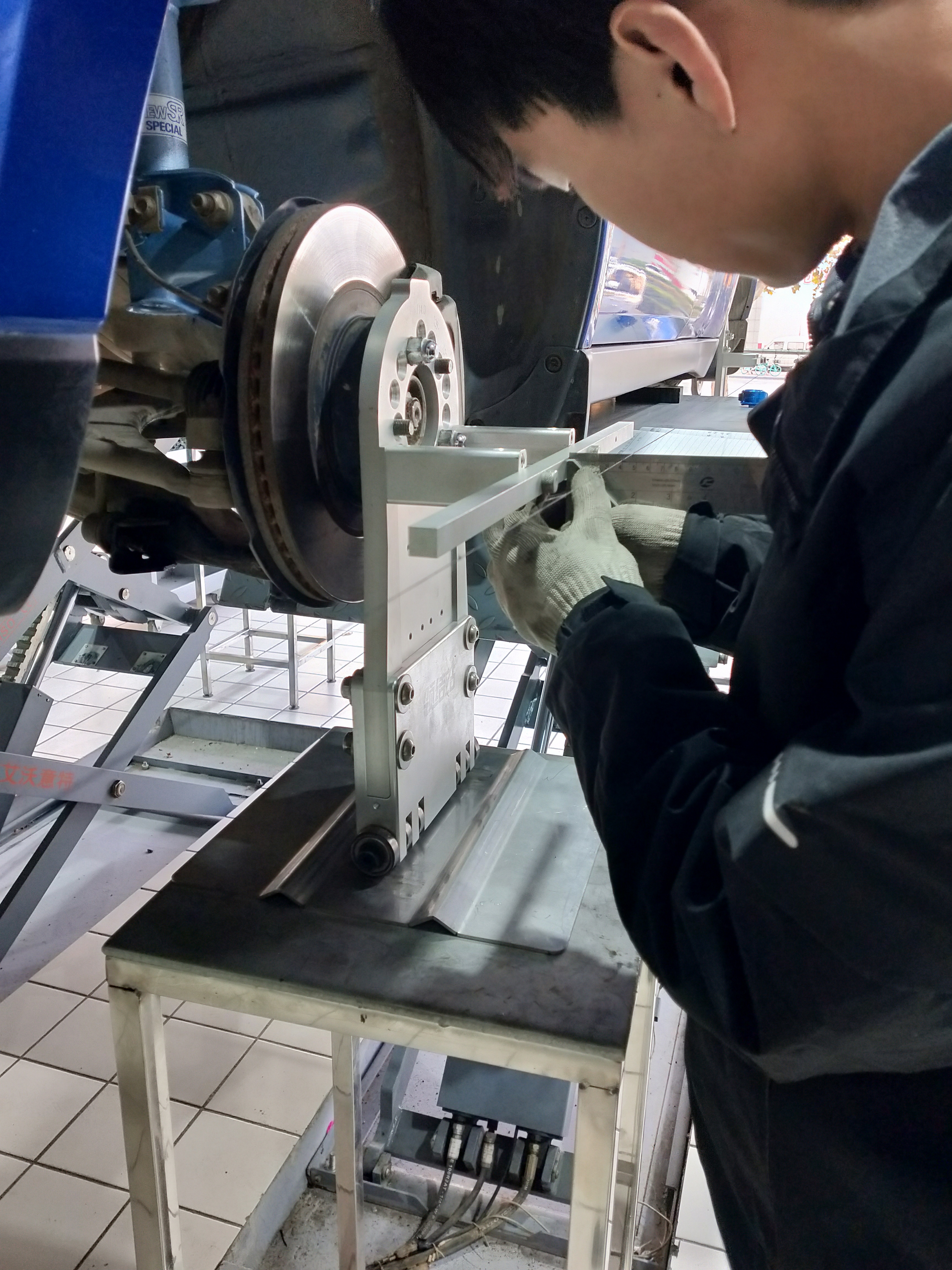 斯巴鲁底盘拆解视频,斯巴鲁底盘整备维修多少钱