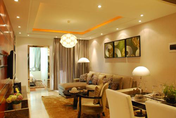 富贵华丽色,我想你应该猜出来了,没错,就是金色