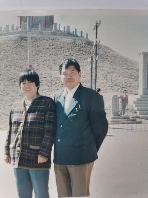 给老婆的结婚纪念日蓝宝石礼物,结婚纪念日蓝宝石蛋糕