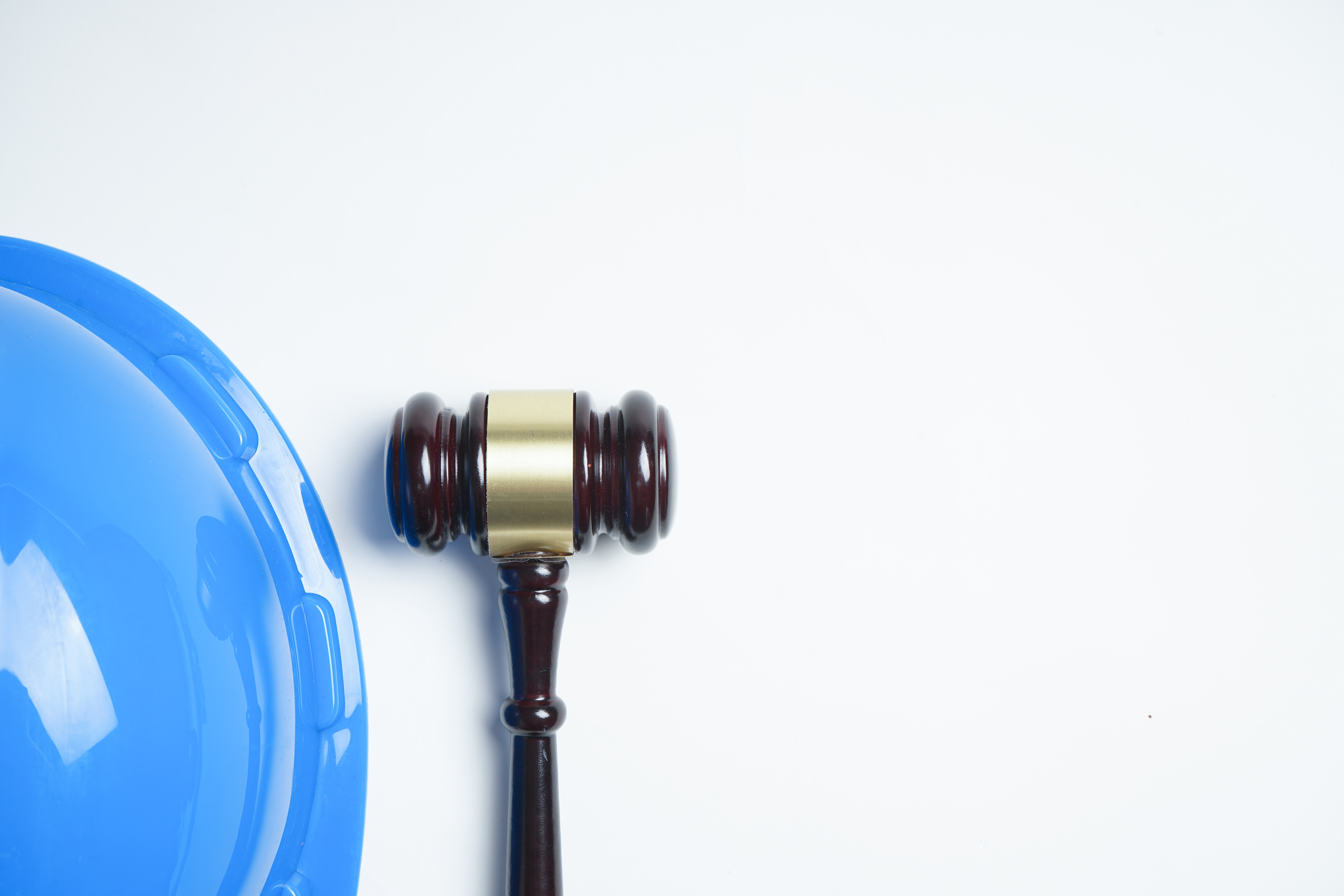 受了工伤不给工伤工资怎么办,工伤在家养伤工资公司不给怎么办