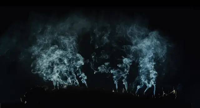 开播就霸榜热搜,目前热搜爆款