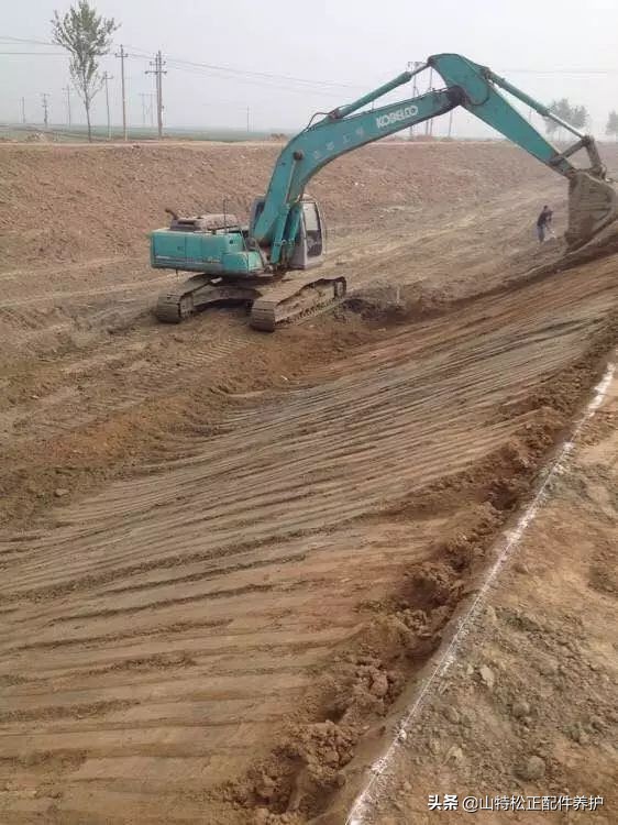正手挖掘机操作技巧,挖掘机操作技巧小视频