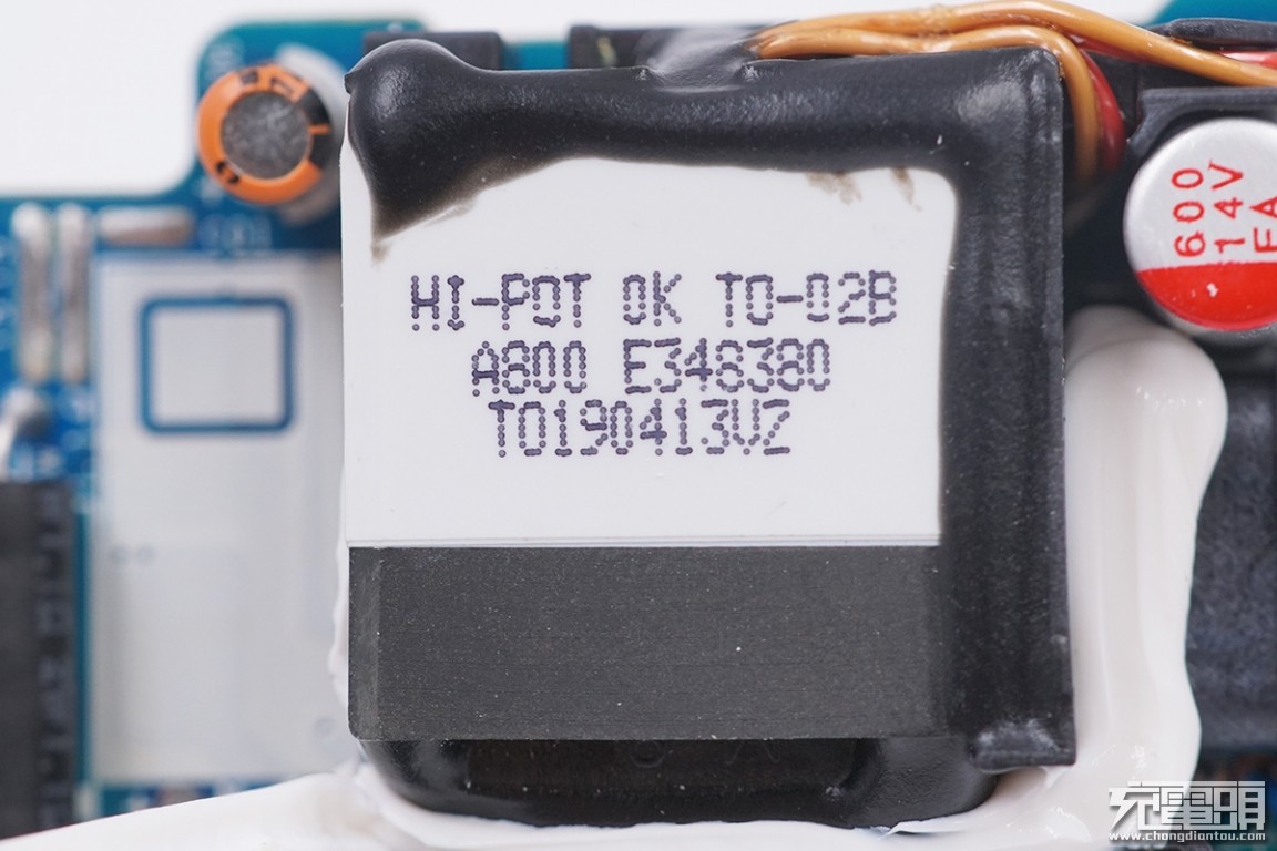 拆解三星s10+,拆解三星45瓦充电器