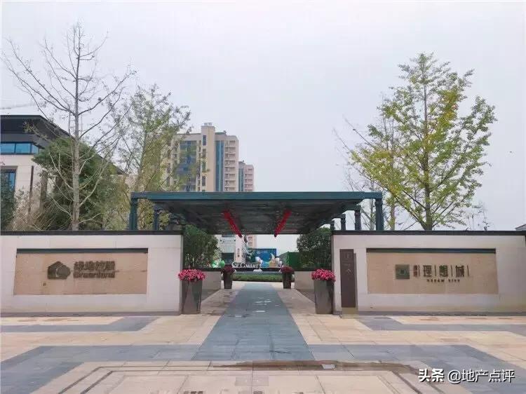 总价230万地铁盘,因为地铁掉价的楼盘