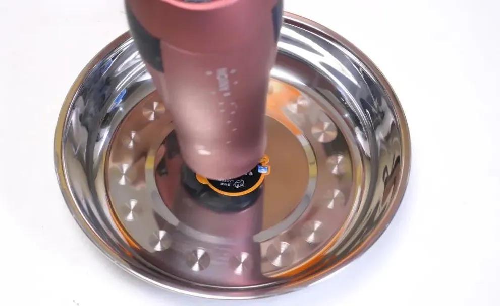 胶带顽固胶印怎么去除,如何快速去除透明胶带留下的胶印