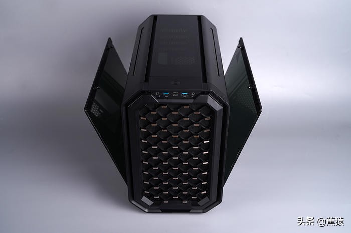 安钛克CUBEDRAK装机展示，11700+ROGB560-G+3080TI