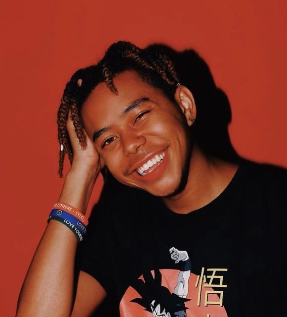 黑泡推荐|苦苦等待3年,等来了这样一张垃圾?