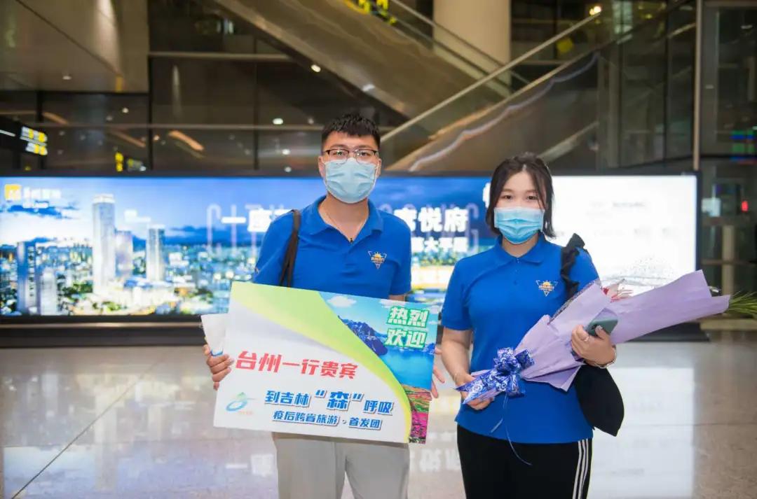 我们终将上岗,香港回归你们下岗我们上岗