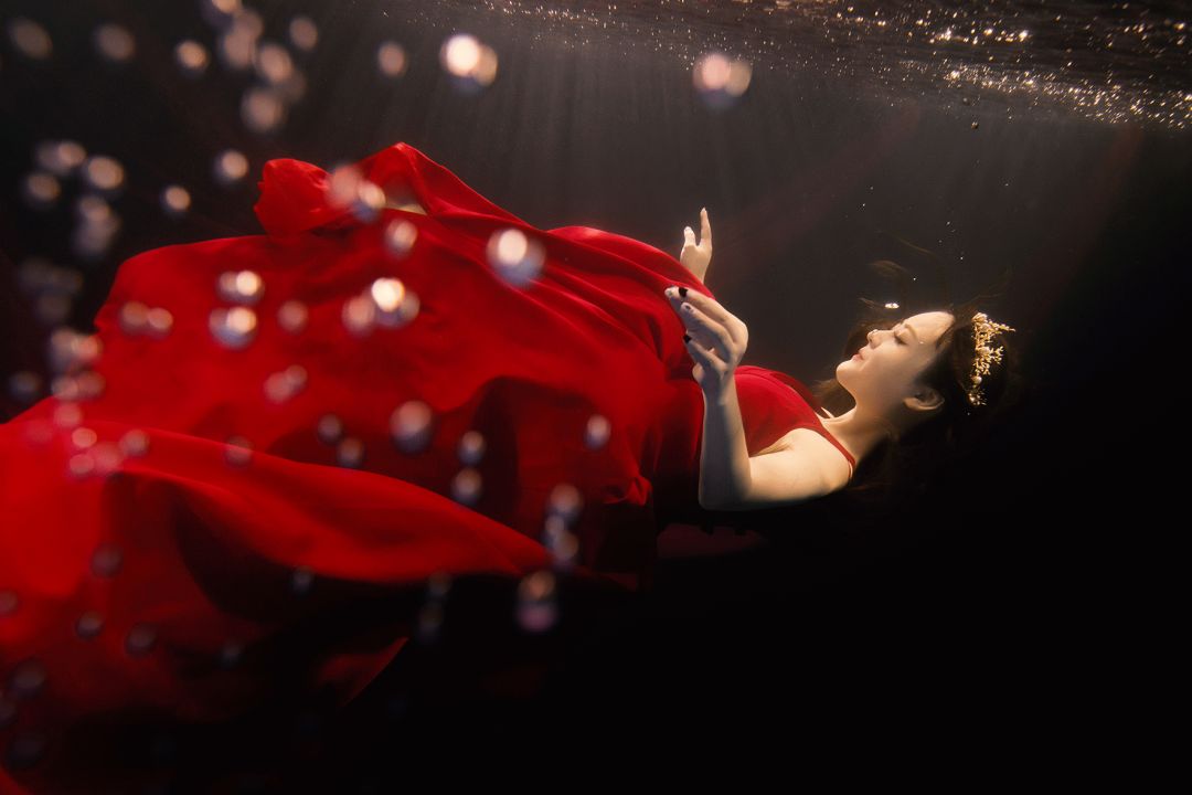 引爆星城！三亚仙气十足的水下摄影来长沙啦~湖南卫视率先取景